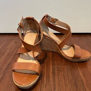 Brown wedges